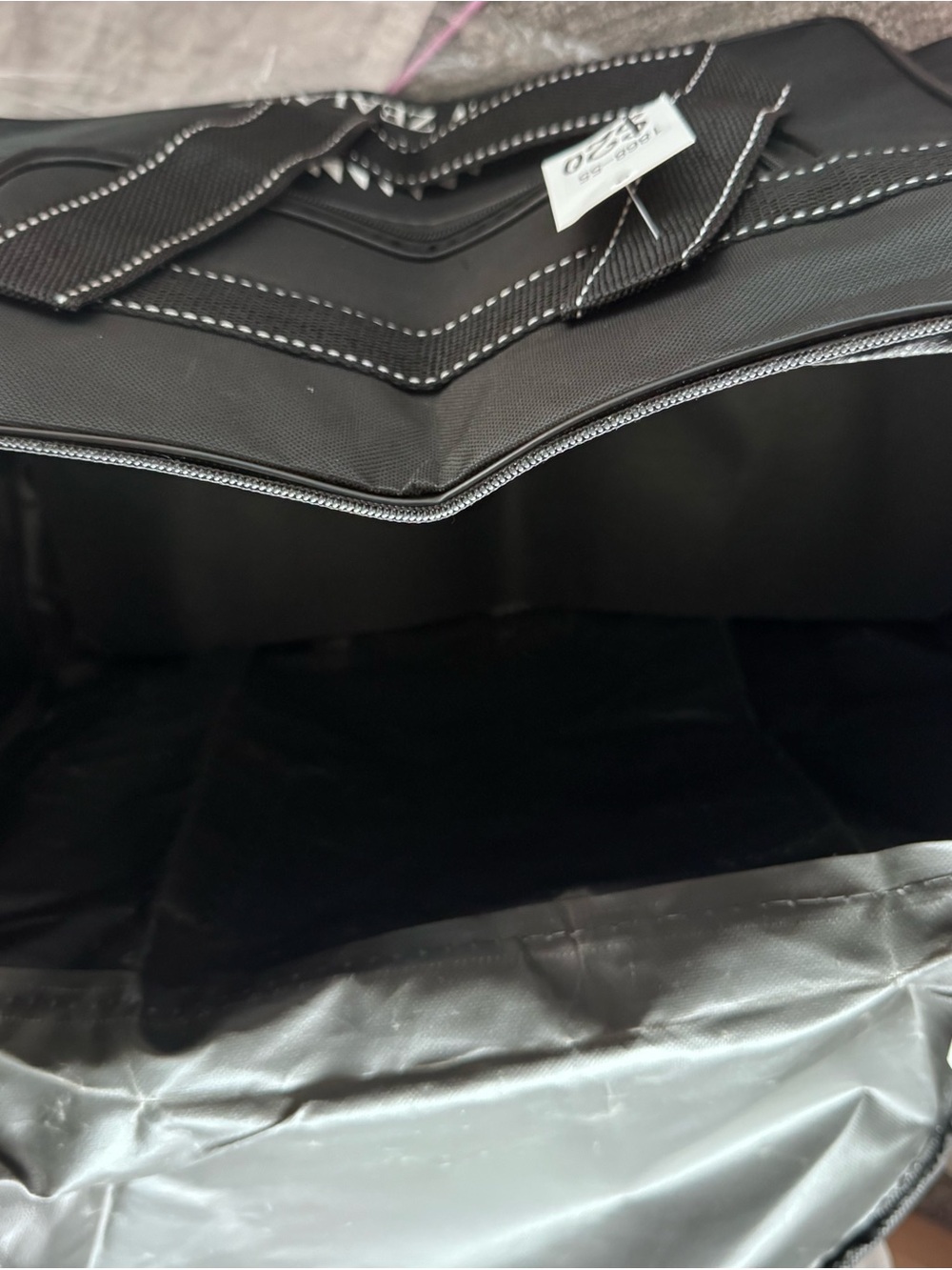 Original New Zealand Black Canvas Travel Tote/Gym Bag - Picture 2 of 5